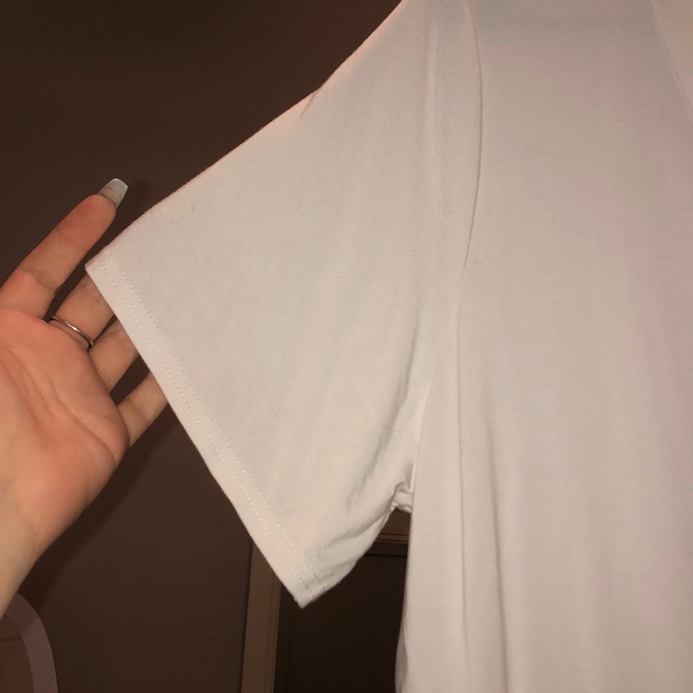 White Tee - Picture 3 of 4